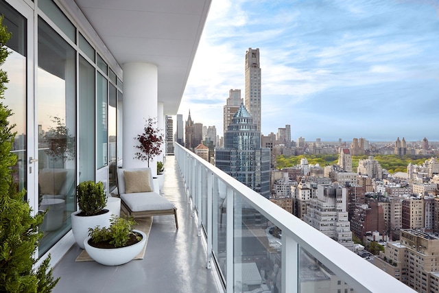 200 E 59th St Unit 26D, New York City, NY 10022 - balcony with a skyline view