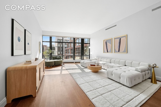 150 Charles St Unit 4An, New York City, NY 10014 - living area with wood finished floors and baseboards