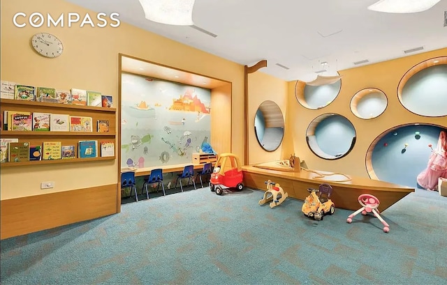 150 Charles St Unit 4An, New York City, NY 10014 - playroom with carpet flooring