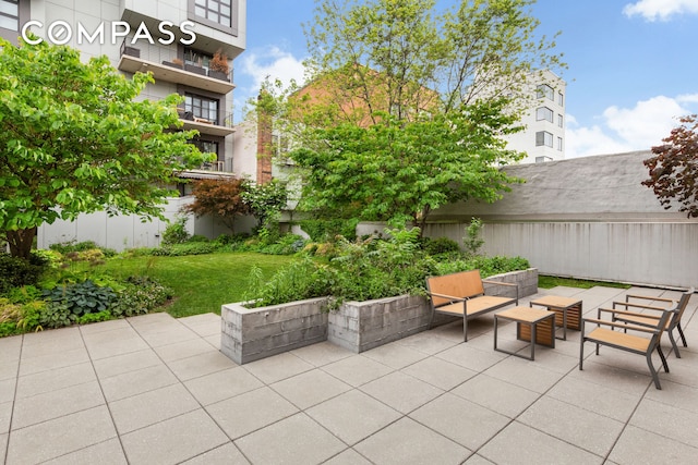 868 Lorimer St Unit 3C, New York City, NY 11222 - view of patio / terrace