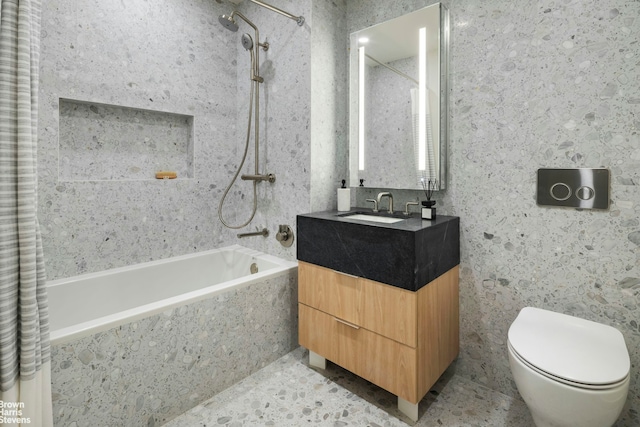 353 20th St Unit Th, New York City, NY 11215 - full bathroom featuring vanity and tiled shower / bath