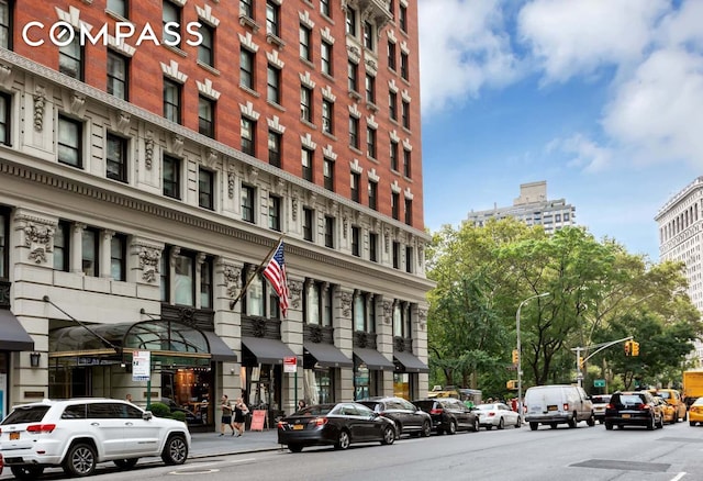 225 5th Ave Unit 7K, New York City, NY 10010 - view of building exterior