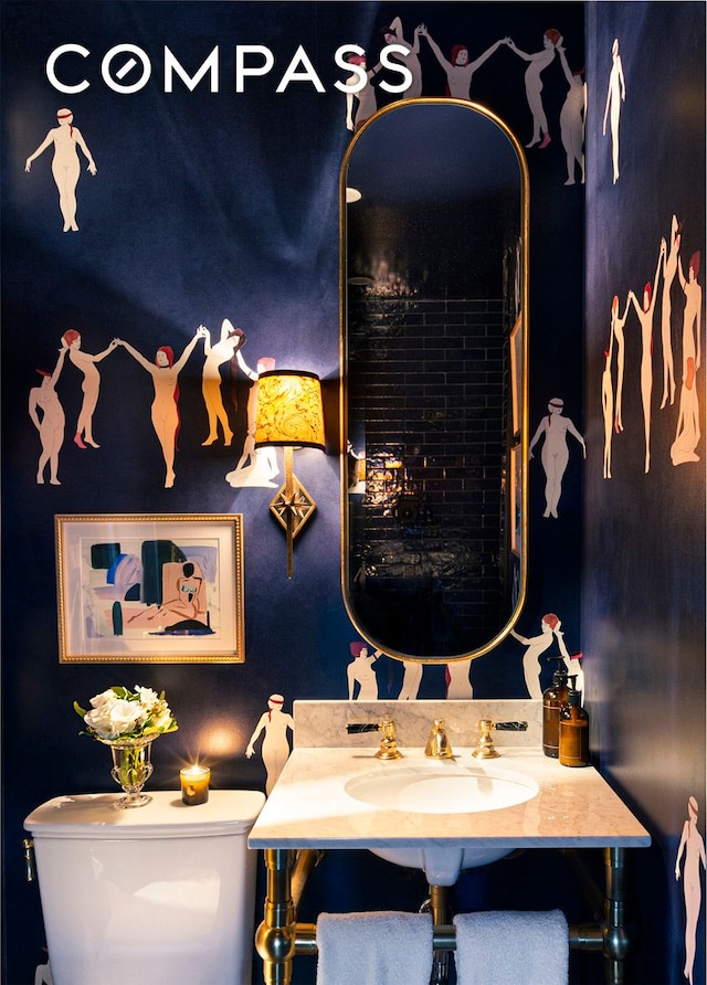 975 Park Ave Unit 14D, New York City, NY 10028 - bathroom featuring a sink and toilet