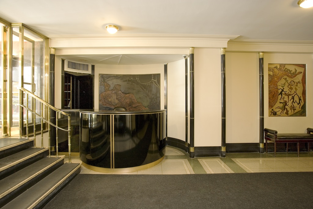 3 E 69th St Unit 3/4C, New York City, NY 10021 - reception with ornamental molding