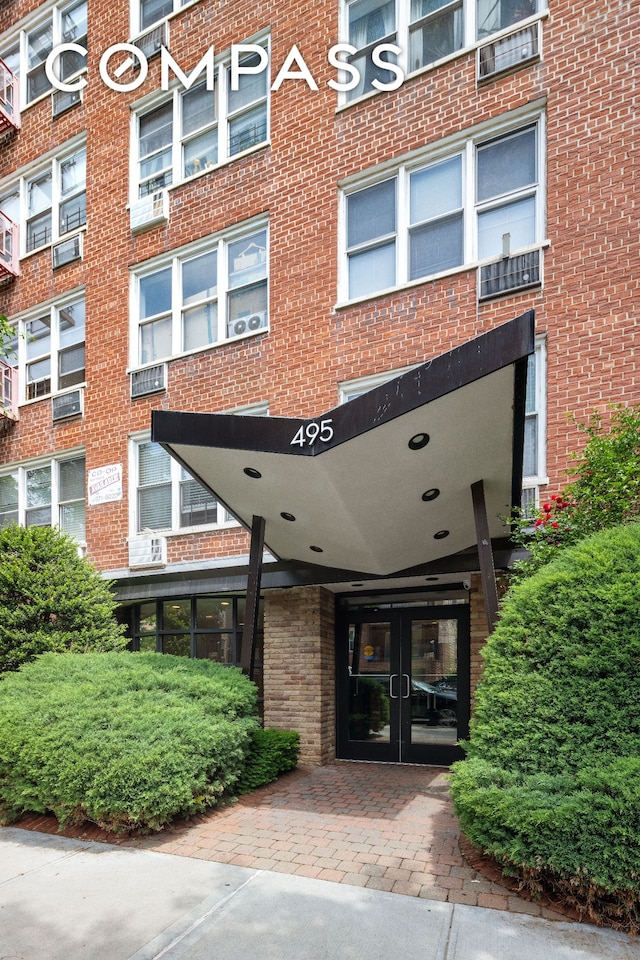 495 E 7th St Unit 2F, New York City, NY 11218 - view of apartment building / complex