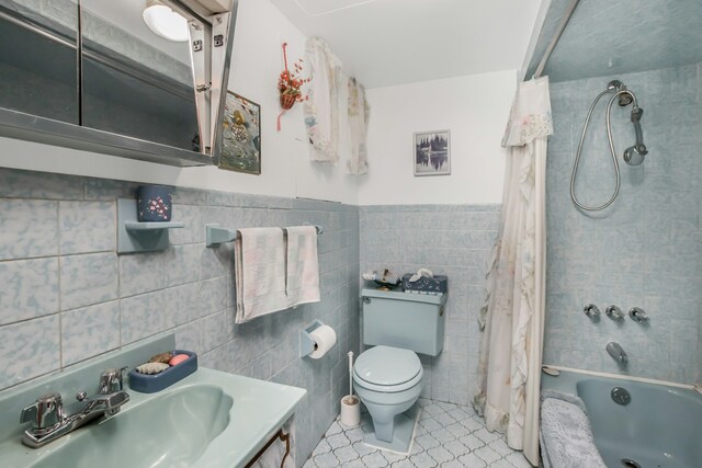 5611 Delafield Ave, New York City, NY 10471