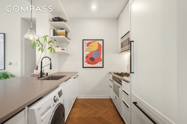184 Kent Ave Unit B404, New York City, NY 11249 - laundry room featuring washer / clothes dryer