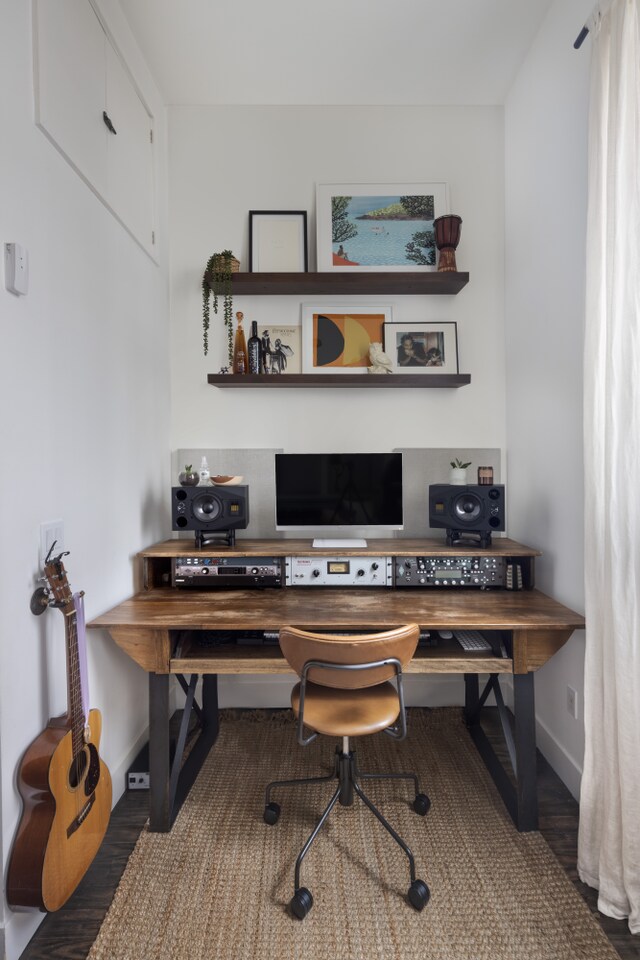 61 Engert Ave Unit 1, New York City, NY 11222 - wooden terrace featuring outdoor dining area and outdoor lounge area