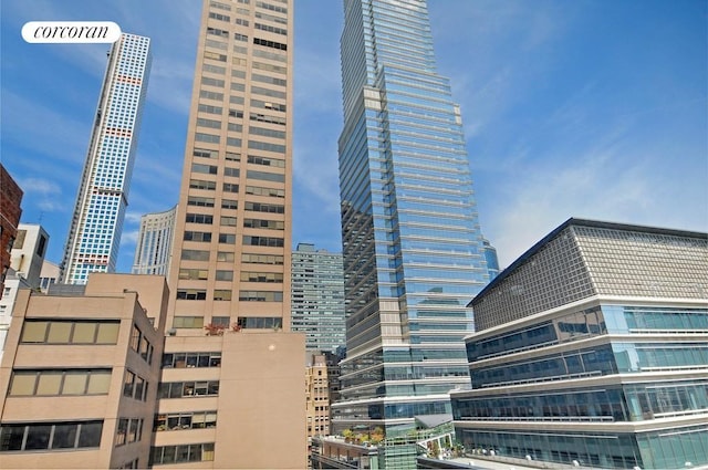 200 E 58th St Unit 12A, New York City, NY 10022 - view of property featuring a city view