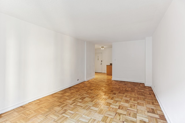 300 E 40th St Unit 6X, New York City, NY 10016 - spare room with baseboards