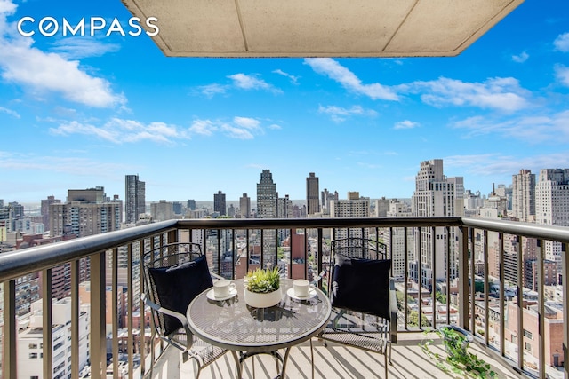 171 E 84th St Unit 31C, New York City, NY 10028 - balcony featuring a view of skyline