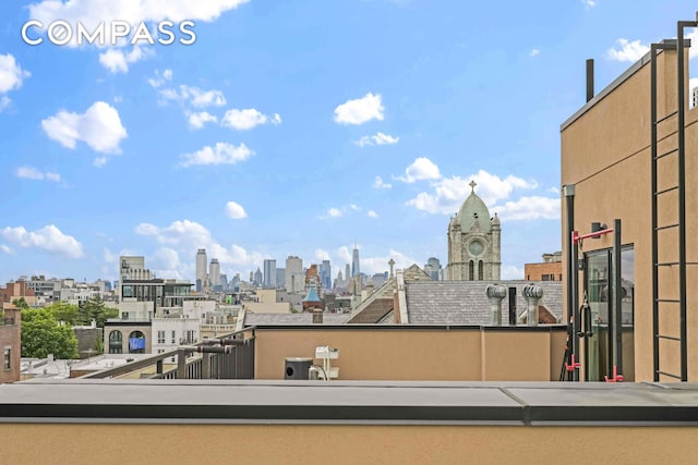 90 Herbert St Ph, Ph, New York City, NY 11222 - balcony featuring a skyline view