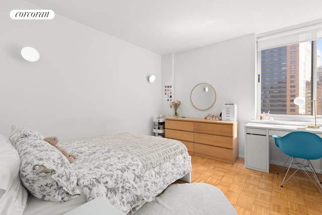 250 S End Ave Unit 7E, New York City, NY 10280 - bedroom featuring baseboards