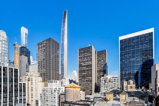 25 W 54th St Unit 8H, New York City, NY 10019 - view of city skyline