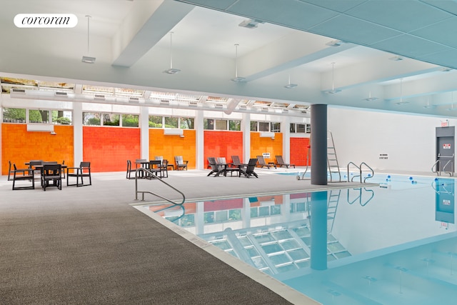 625 Main St Unit 643, New York City, NY 10044 - view of pool