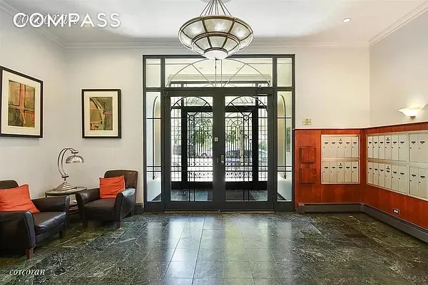 604 Riverside Dr Unit 4E, New York City, NY 10031 - building lobby with ornamental molding