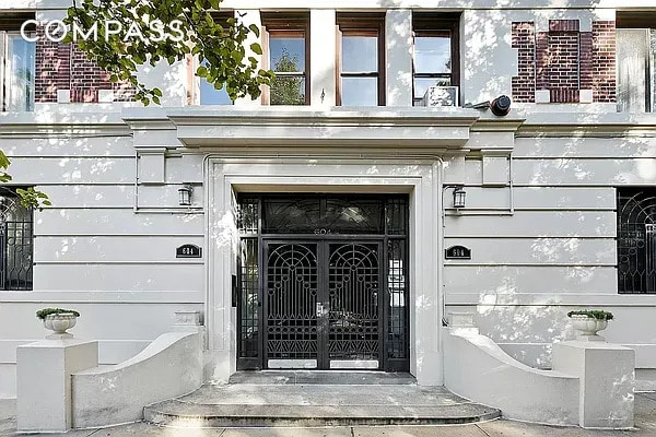 604 Riverside Dr Unit 4E, New York City, NY 10031 - entrance to property