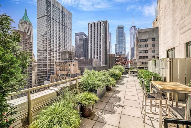 99 John St Unit 1011, New York City, NY 10038 - skyline view