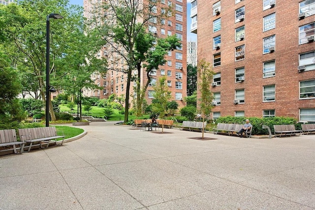 80 La Salle St Unit 18A, New York City, NY 10027 - view of property's community