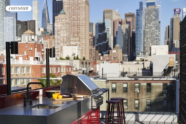 547 W 47th St Unit Ph8, New York City, NY 10036 - view of city skyline