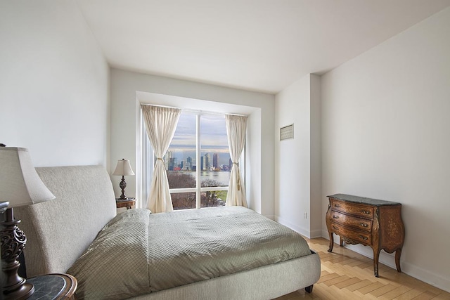845 United Nations Plz Unit 11-C, New York City, NY 10017 - bedroom with baseboards