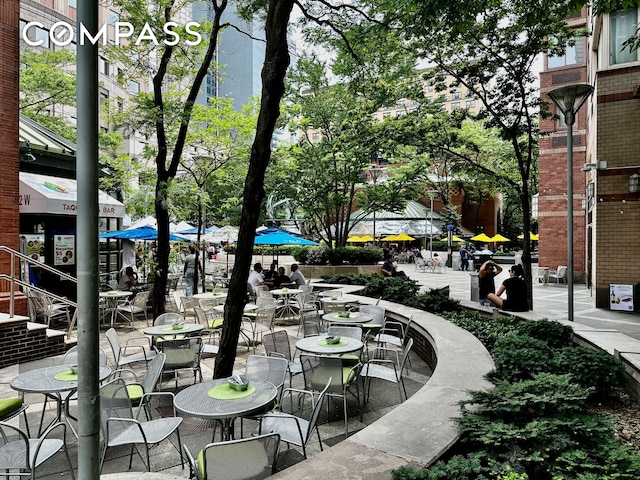 393 W 49th St Unit 5C, New York City, NY 10019 - view of patio