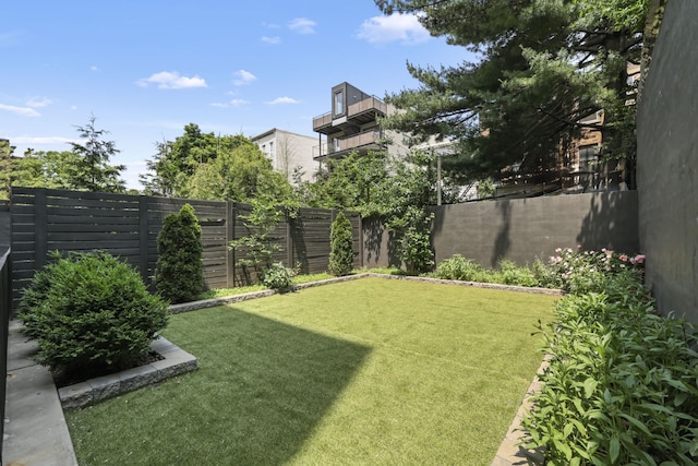 153 Green St Unit 1B, New York City, NY 11222 - view of fenced backyard