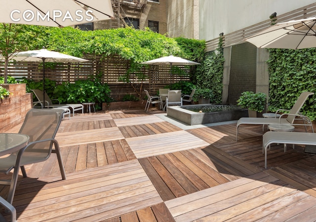 799 Park Ave Unit 17A, New York City, NY 10021 - view of wooden deck
