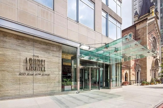 400 E 67th St Unit 20B, New York City, NY 10065 - view of exterior entry