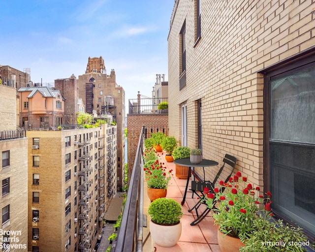433 E 51st St Unit 11E, New York City, NY 10022 - balcony with a city view