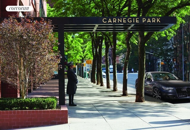 200 E 94th St Unit 405, New York City, NY 10128 - view of home's community