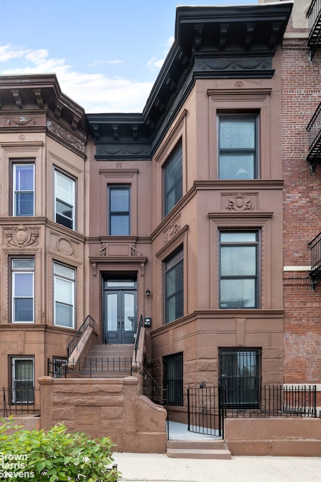 1148 Sterling Place, New York City, NY 11213 - view of property featuring a fenced front yard