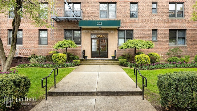202 Seeley St Unit 2-B, New York City, NY 11218