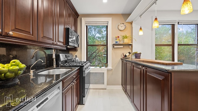 202 Seeley St Unit 2-B, New York City, NY 11218
