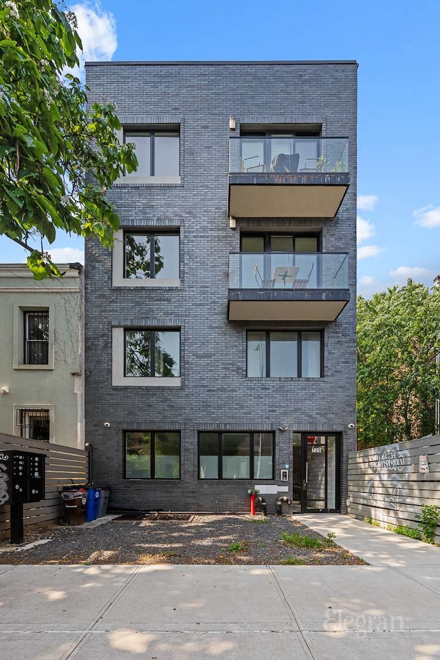 725 Lafayette Ave Unit 1A, New York City, NY 11221 - view of building exterior