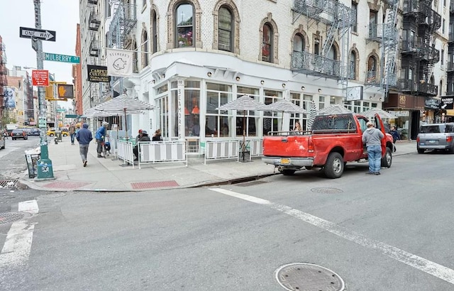 179 Grand St Unit 2-F, New York City, NY 10013 - view of building exterior