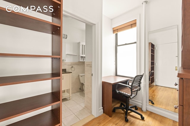466 15th St Unit 8, New York City, NY 11215 - office space featuring light wood finished floors