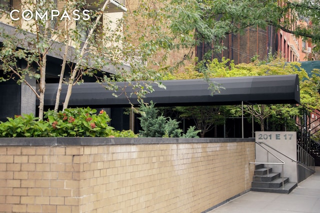 201 E 17th St Unit 31E, New York City, NY 10003 - exterior space