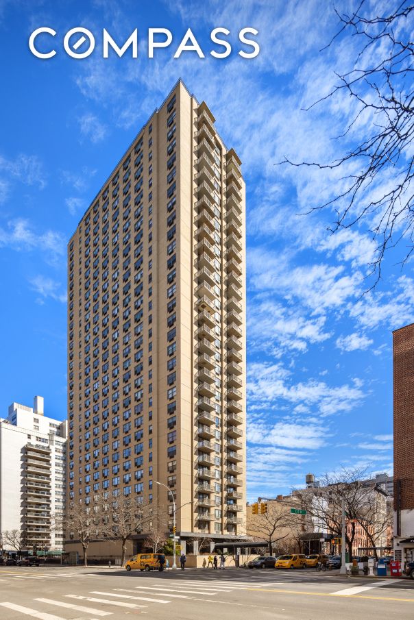 201 E 17th St Unit 31E, New York City, NY 10003 - view of property