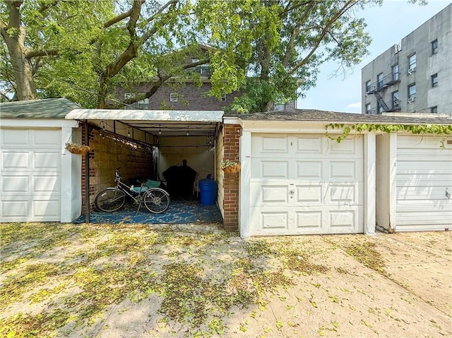 7007 Narrows Ave, New York City, NY 11209 - view of garage