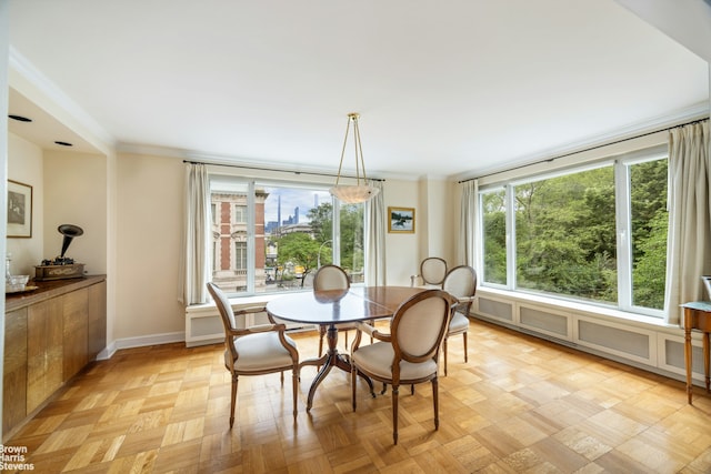 1050 5th Ave Unit 4D, New York City, NY 10028 - dining area featuring ornamental molding and baseboards