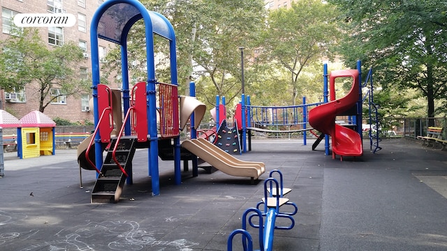 80 La Salle St Unit 6D, New York City, NY 10027 - view of communal playground