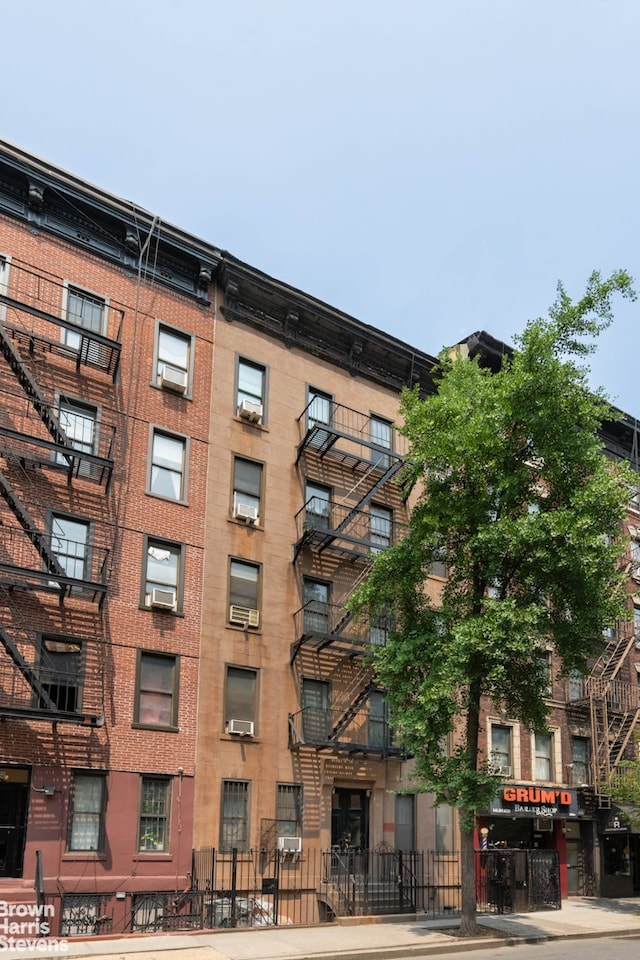 433 W 46th St Unit 1Rw, New York City, NY 10036 - view of apartment building / complex