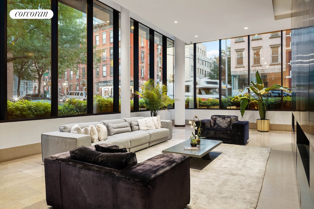 429 Kent Ave Unit D725, New York City, NY 11249 - view of sunroom / solarium