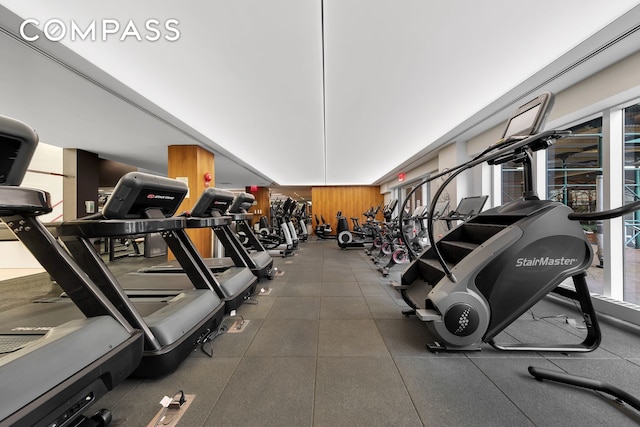 515 E 72nd St Unit 36B, New York City, NY 10021 - view of gym