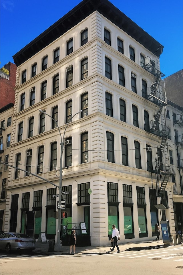 65 Leonard St Unit 3, New York City, NY 10013 - view of building exterior