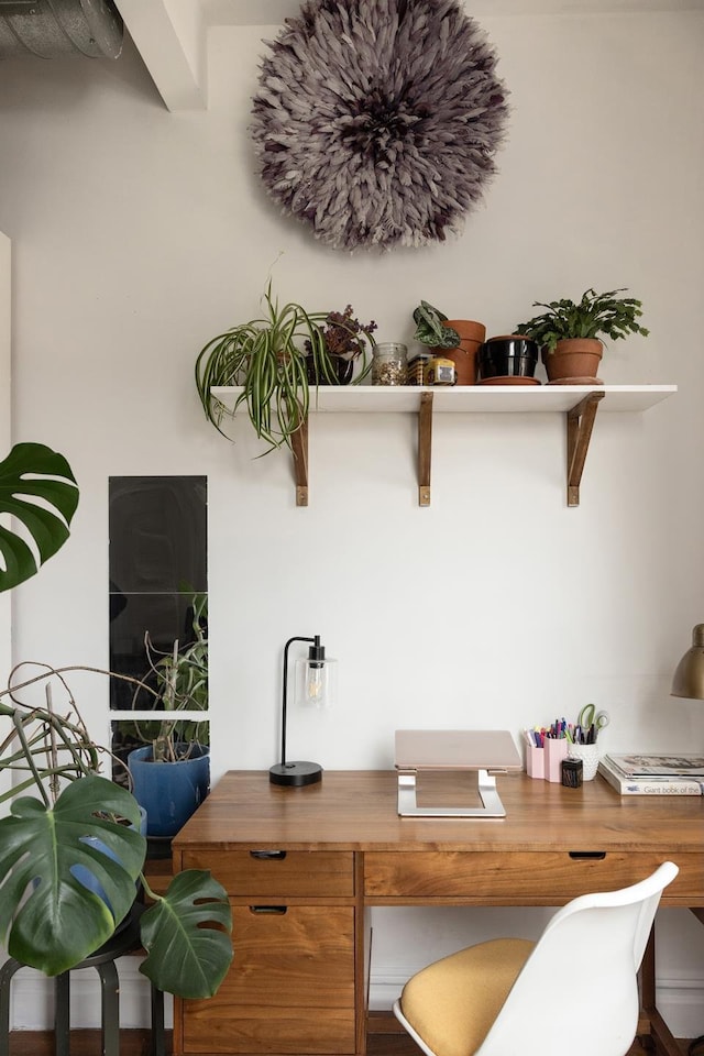 127 Cooper St, New York City, NY 11207 - view of office