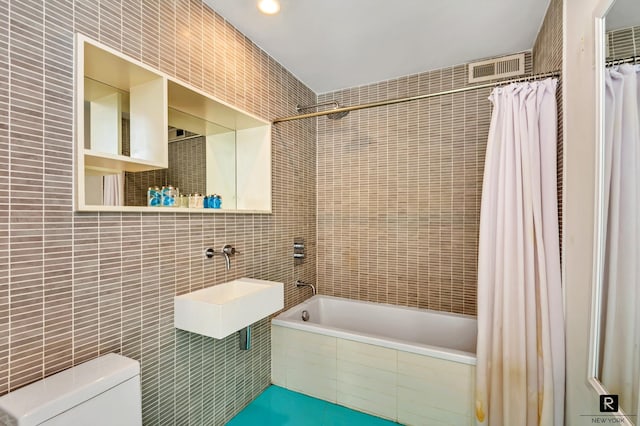 100 N 3rd St Unit 2B/4P, New York City, NY 11249 - full bath with tile walls and tiled shower / bath