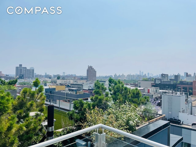 425 E 13th St Unit 3F, New York City, NY 10009 - skyline view