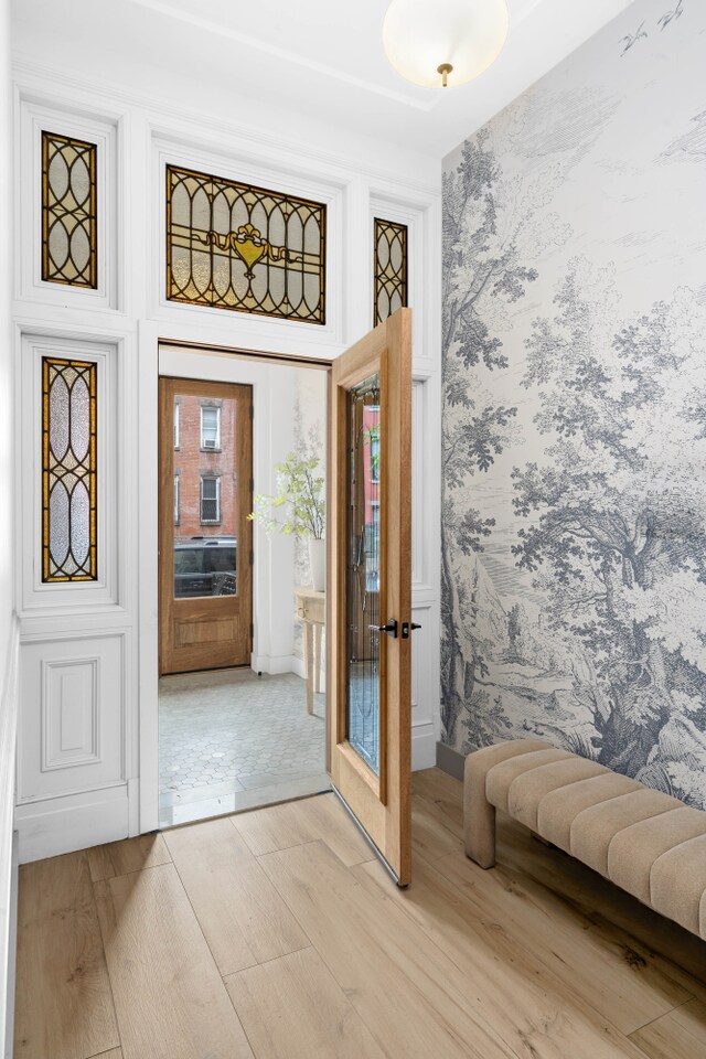205 14th St Unit Th, New York City, NY 11215 - foyer with wood finished floors and a towering ceiling